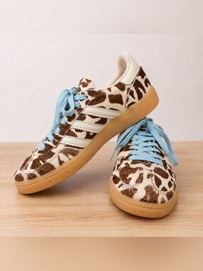 Adidas Handball Spezial WMNS Cow Print Crystal Linen Blue Laces Size 6